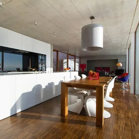 Villa 4bd, Very Spacious, Luxury Villa, Amazing Views *