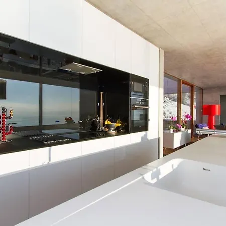4bd, Very Spacious, Luxury Villa, Amazing Views *